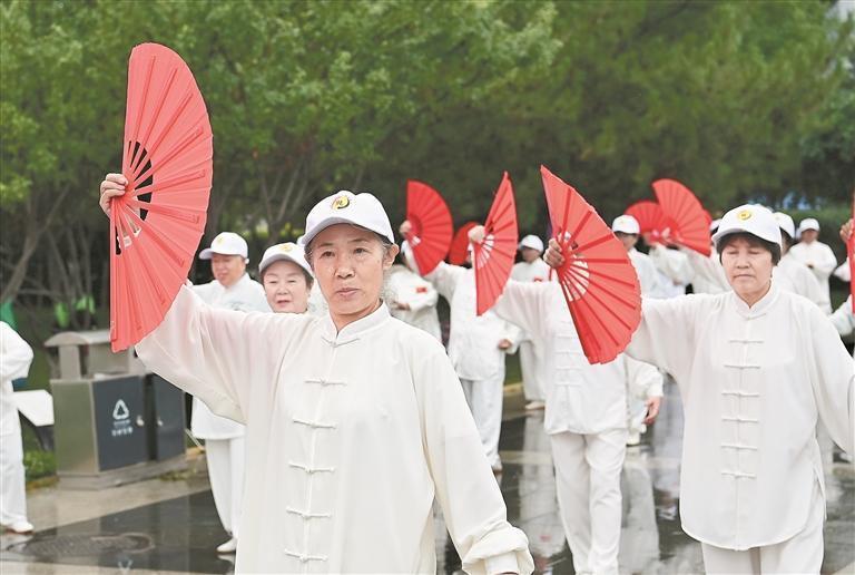 猛地顶住一, img