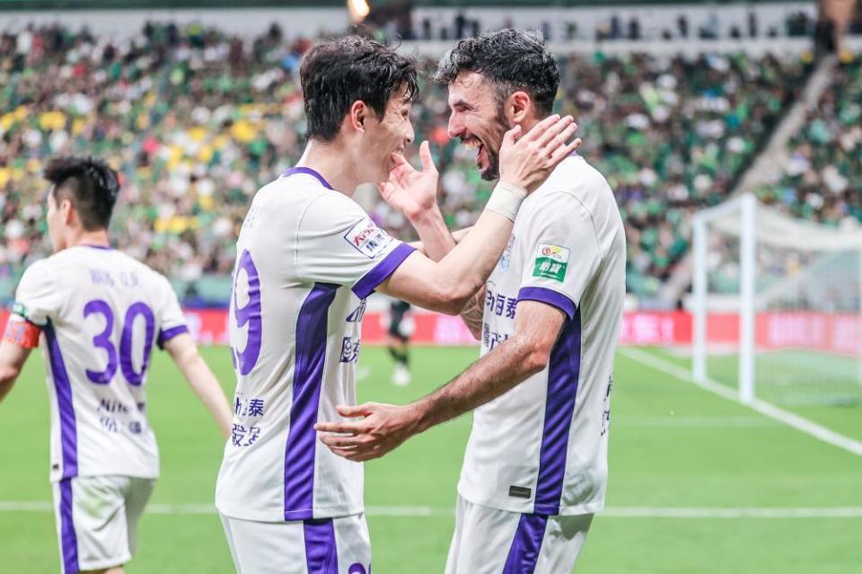 inews, 的争夺一样