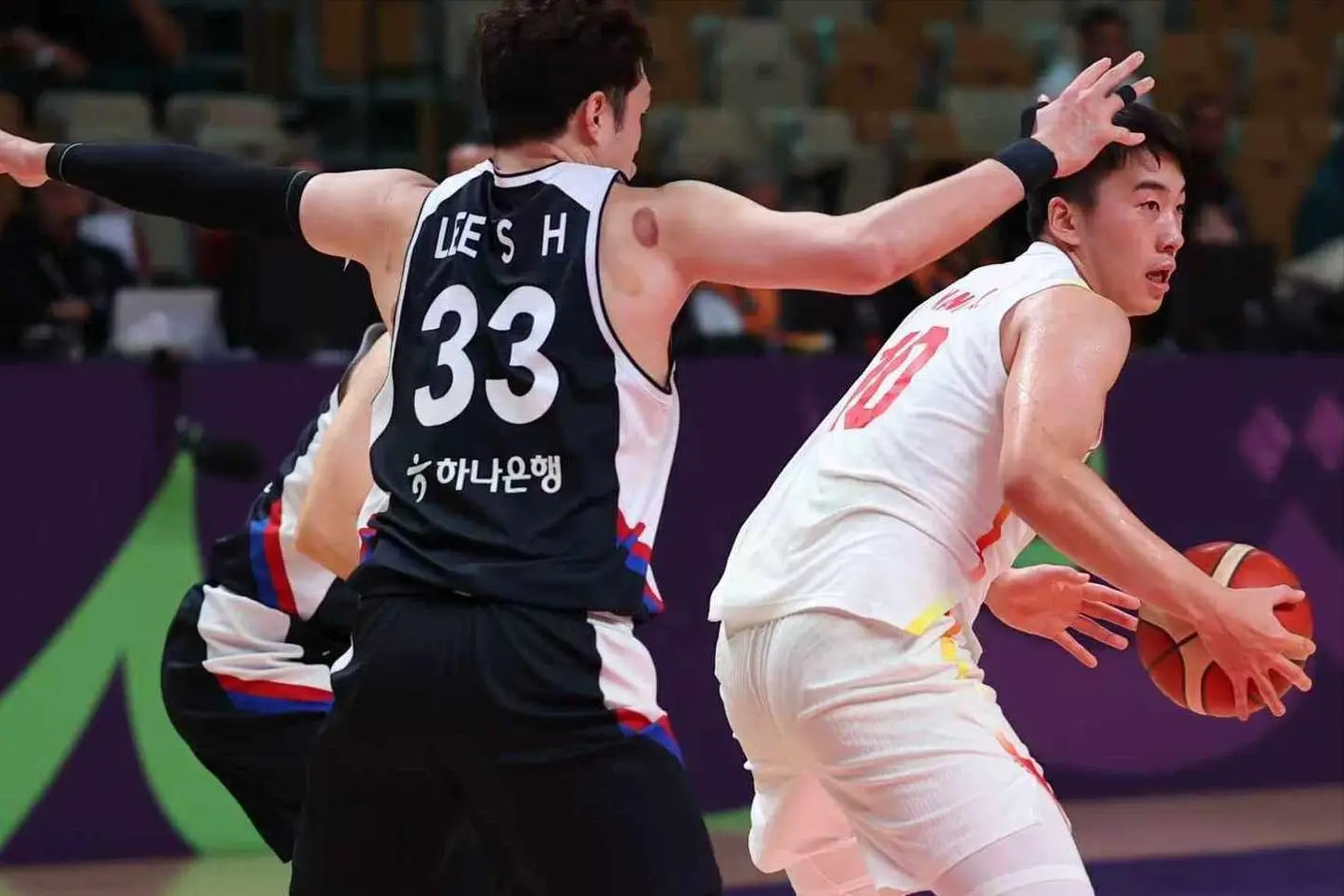 赛的中投, 度占据优势