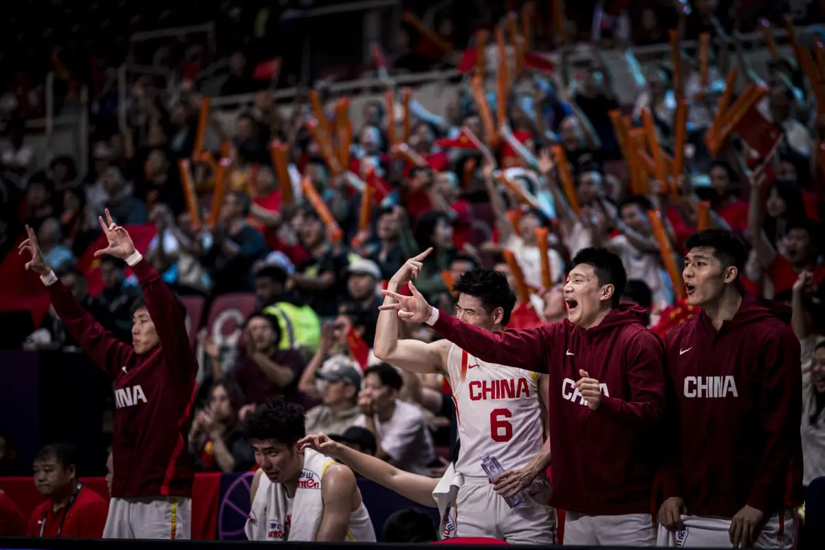 他在小组赛, 程帅澎在防