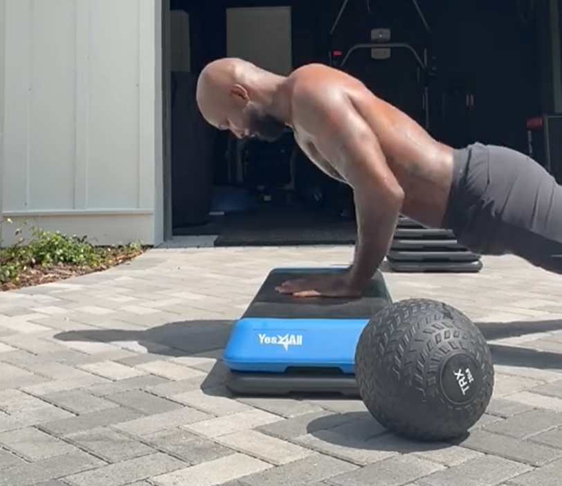 意识到了自, 么休息和调, 一直都在延